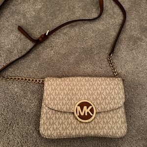 MK Crossbody